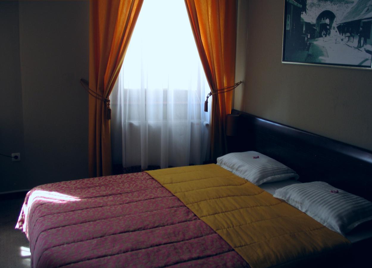Hotel Stari Grad ไยเซ ภายนอก รูปภาพ
