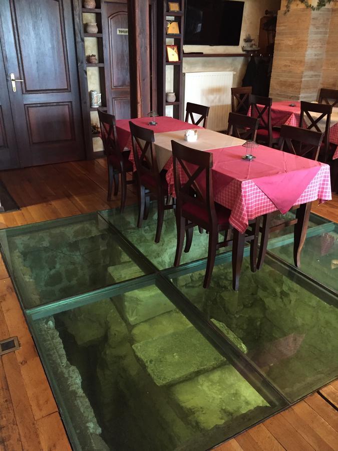 Hotel Stari Grad ไยเซ ภายนอก รูปภาพ